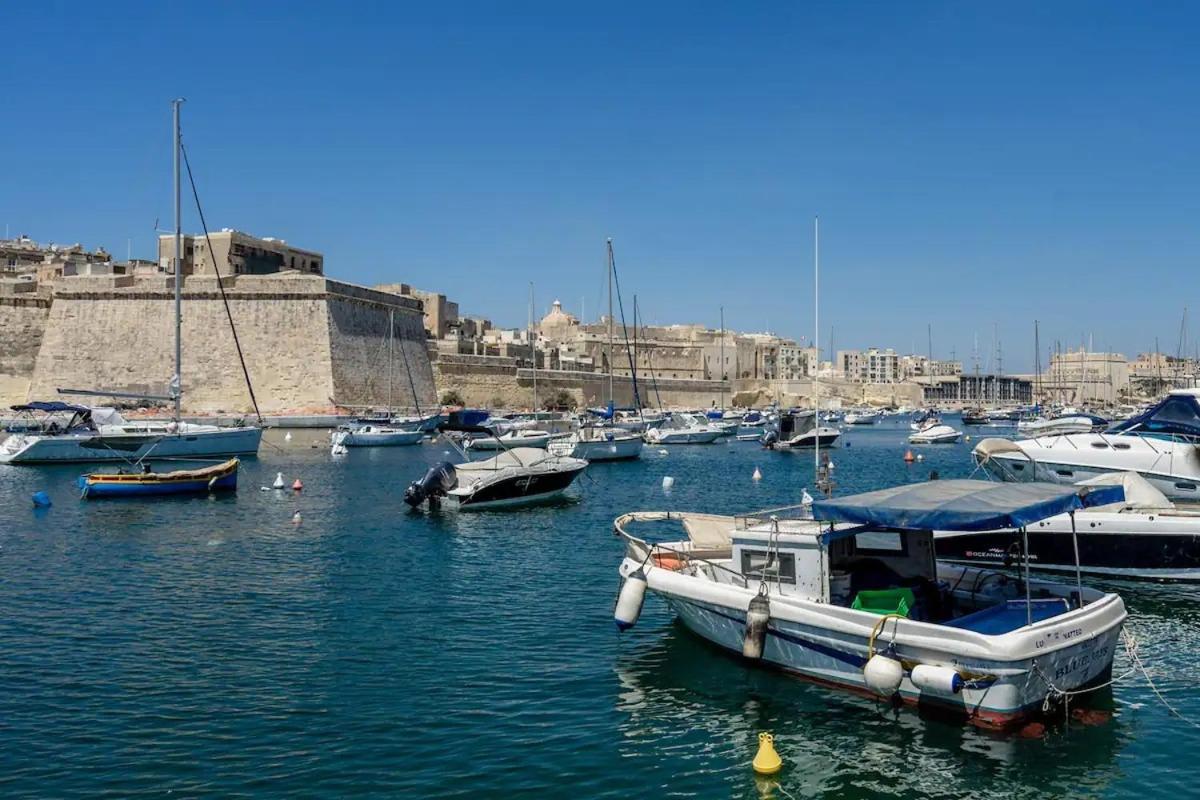 Modern Apt Kalkara Seafront! Exteriör bild