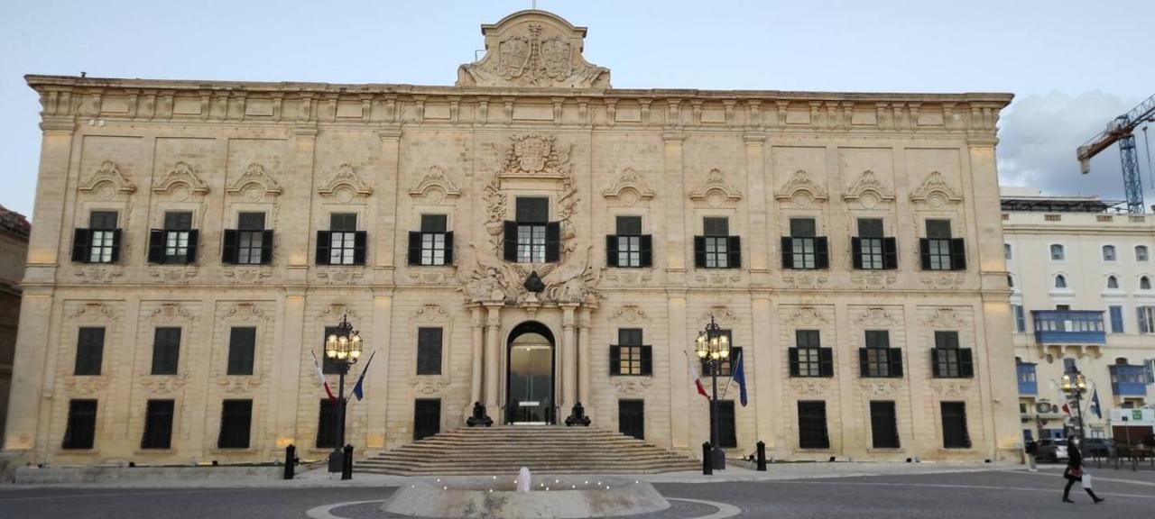Modern Apt Kalkara Seafront! Exteriör bild